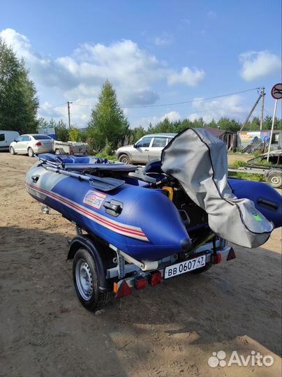 Продам лодку с мотором