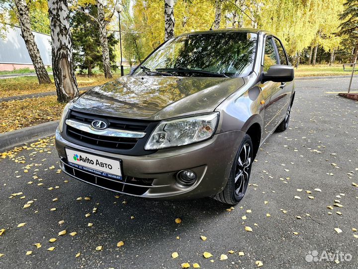 LADA Granta 1.6 МТ, 2013, 140 255 км