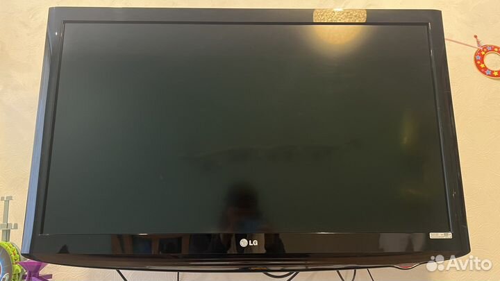 Телевизор LG 42LH2010