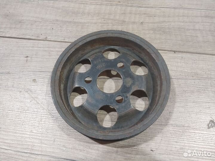 Шкив насоса гидроусилителя Audi A6 C5 VW Passat B5