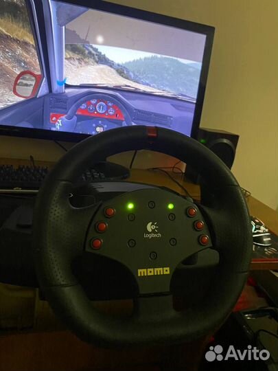 Руль Logitech momo racing без блока питания