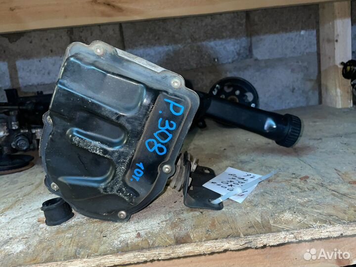 Эгур Пежо 308 2010 trw