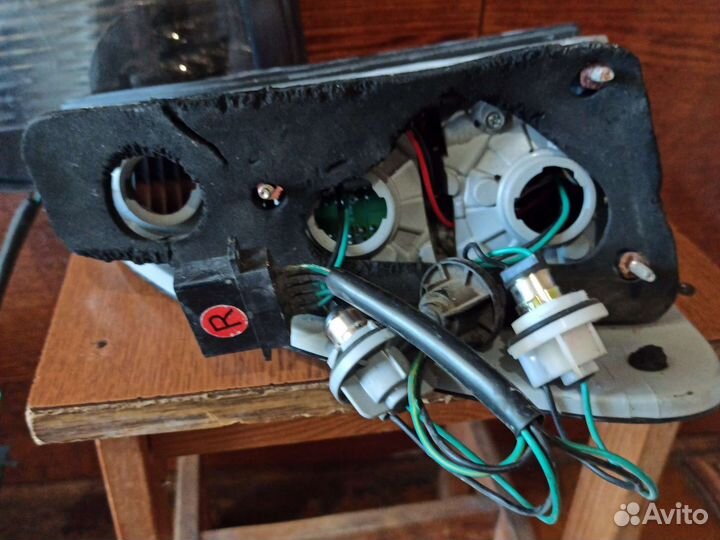 Продам фары на бмв б/у