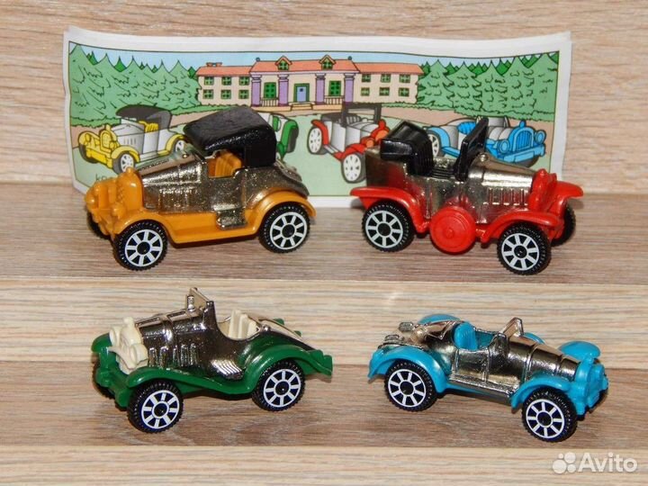 Киндер сюрприз Ретро машинки из 90х