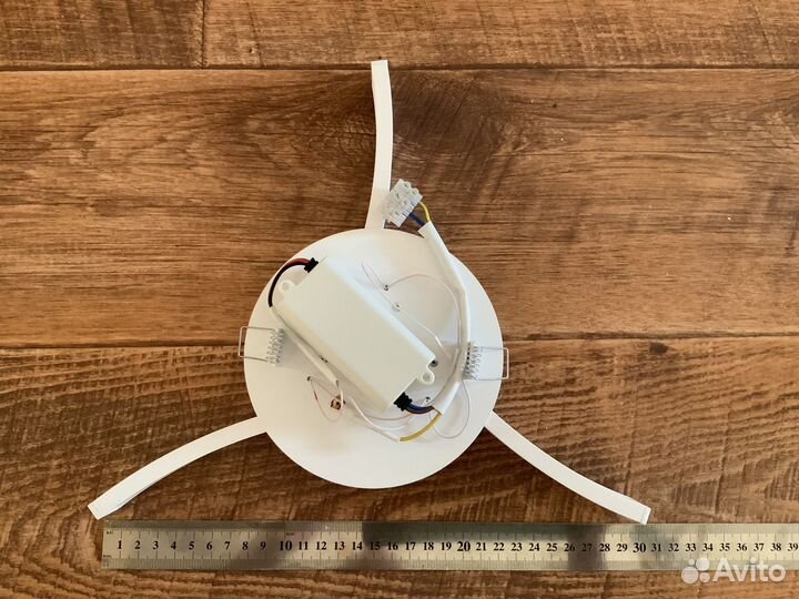 Светильник потолочный светодиодный