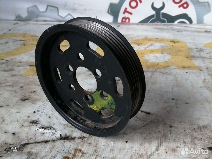 Шкив насоса гур Volkswagen Golf 4, 1.6, AKL