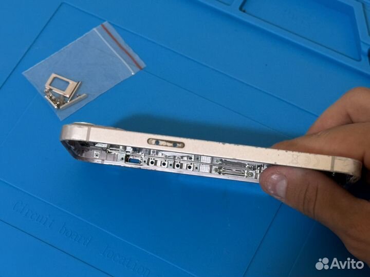 Корпус iPhone 13