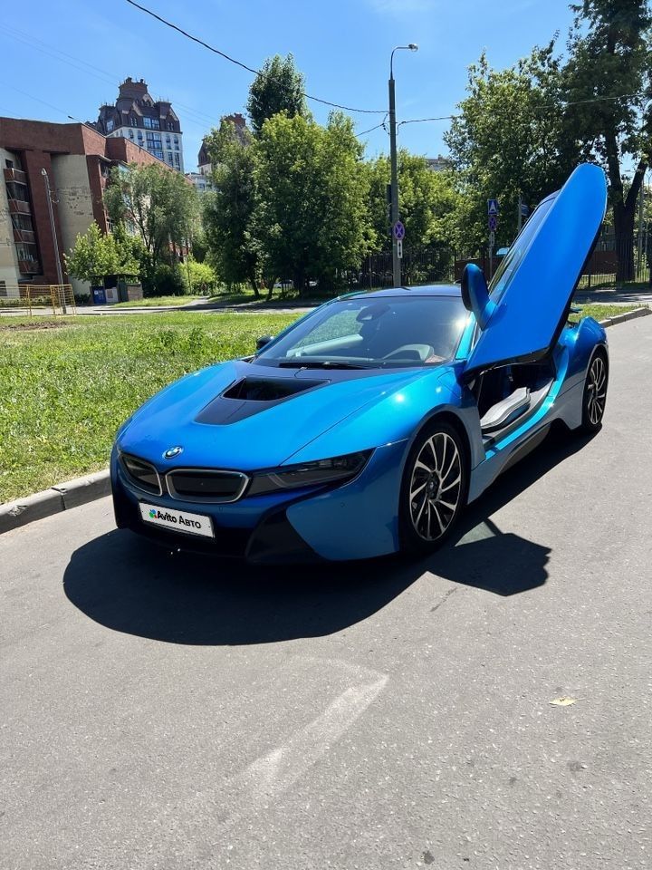 BMW i8: фото владельца