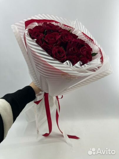 Букеты 101 роза Доставка Корзина роз цветы