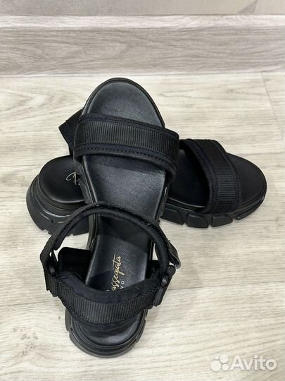 Сандали 38 размер