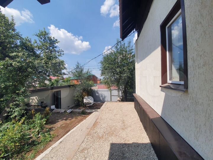 Дом 102 м² на участке 5 сот.