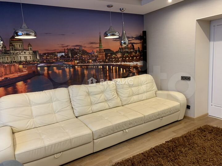 4-к. квартира, 131 м², 2/6 эт.