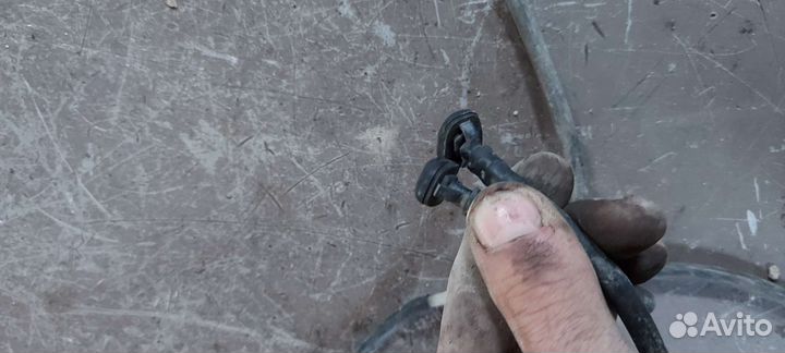 Форсунки омывателя Mitsubishi Mirage