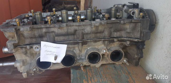 Головка блока цилиндров тойота королла 2012 г.1.6