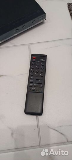 DVD-плеер Samsung DVD-D530