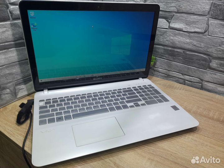 M.18476 Sony 21,8 Ghz/4GB/500GB/GT740M