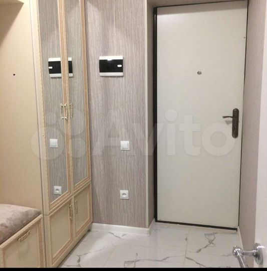 2-к. квартира, 55 м², 1/5 эт.