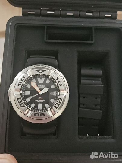 Часы citizen ecozilla BJ8050 дайверы