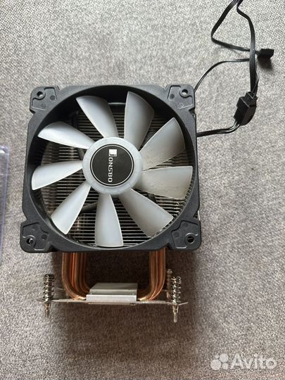 Продам процессор Ryzen 5 5600G с кулером