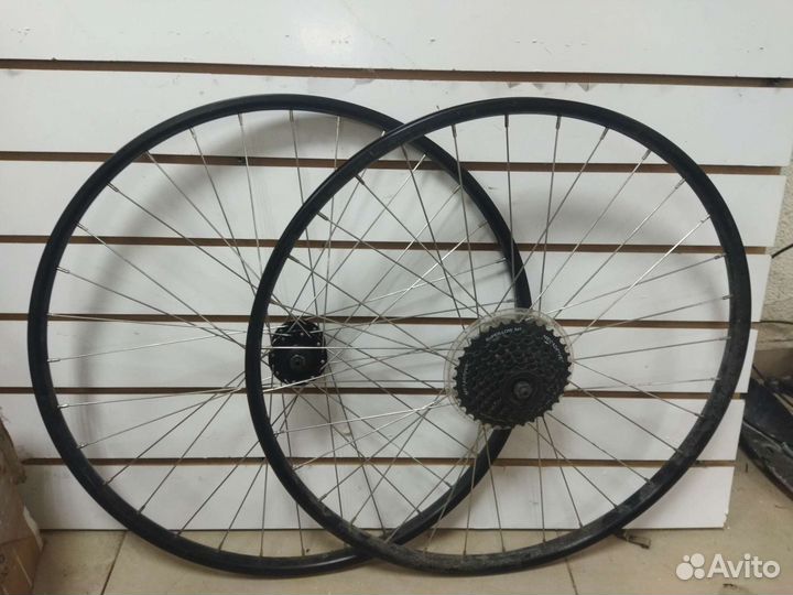 Колеса комплект 27.5 от GT со звездами