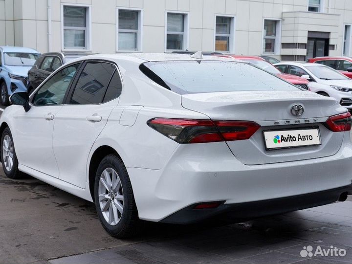 Toyota Camry 2.0 AT, 2019, 299 930 км