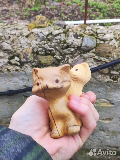 Фигурки из дерева ручной работы