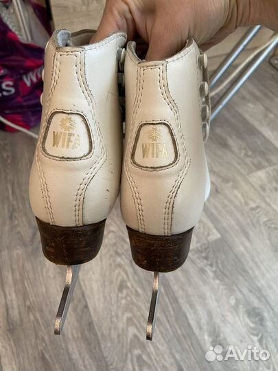 Фигурные коньки wifa