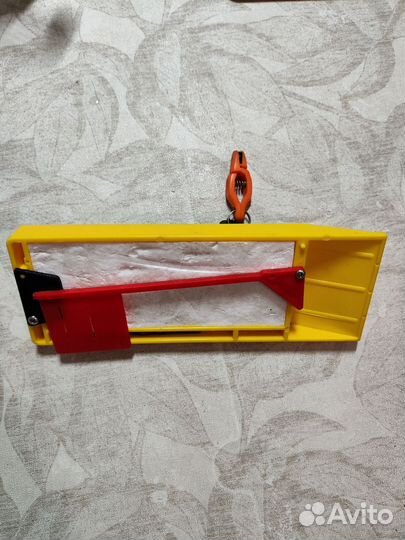 Минипланер Akara для троллинга