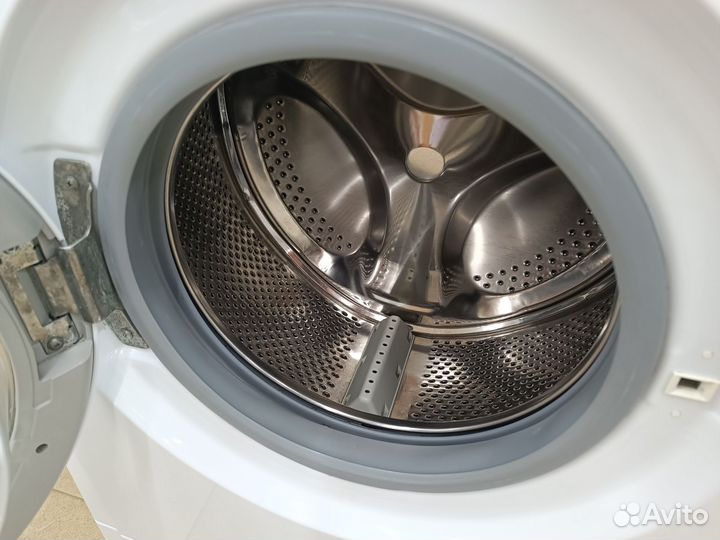 Indesit 5кг 40см