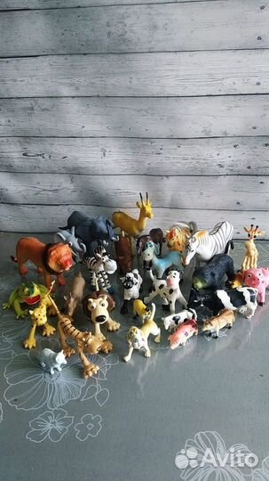 Звери игрушечные
