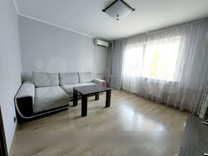 2-к. квартира, 54 м², 5/10 эт.