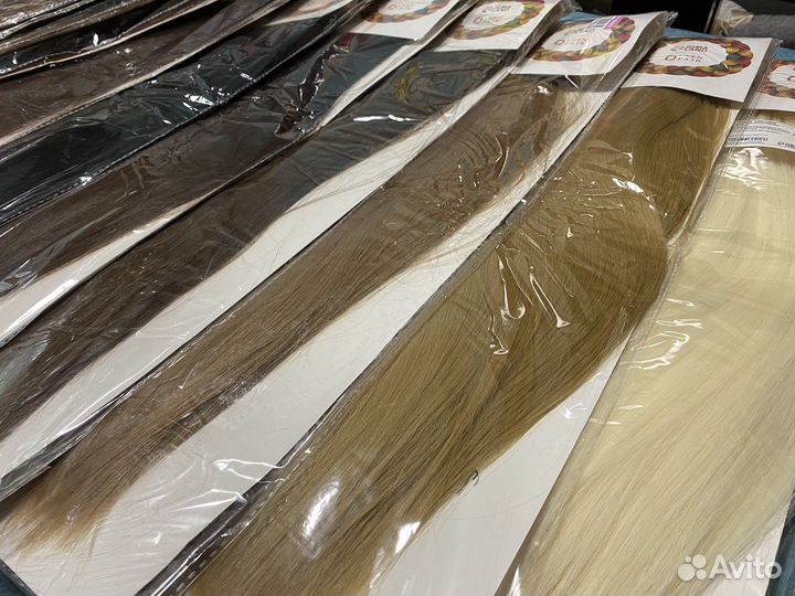 Волосы на заколках русый