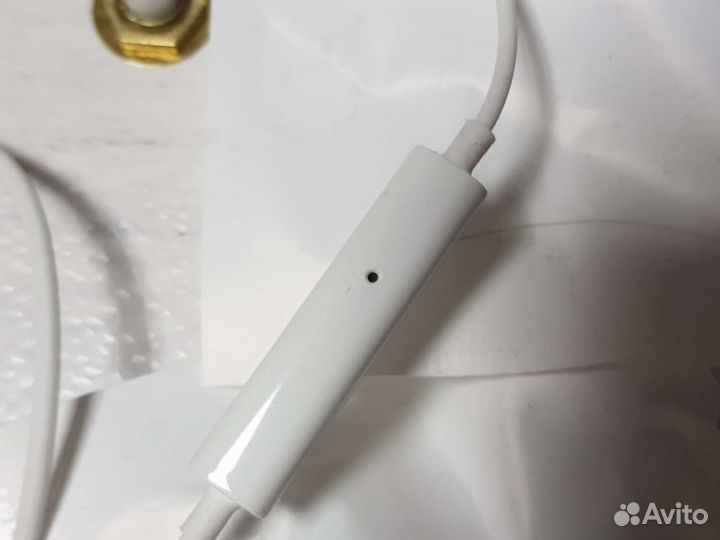 Наушники проводные с микрофоном