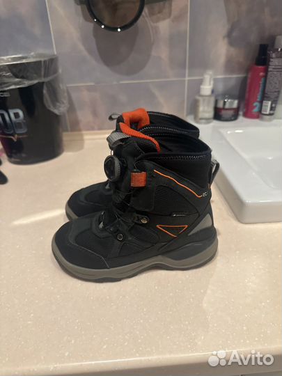 Ботинки зимние детские 30 размер Ecco