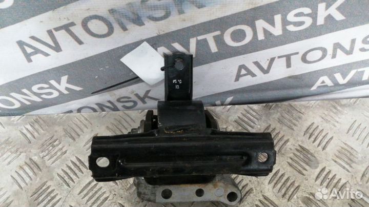 Подушка двигателя Mitsubishi Outlander Правая