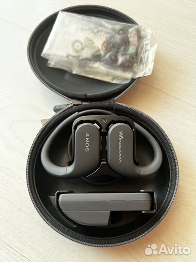 Водонепроницаемые наушники Sony NW-WS414