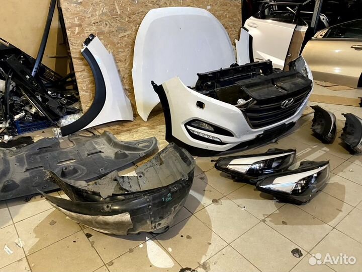 Бампер капот крылья фары Hyundai Tucson 3
