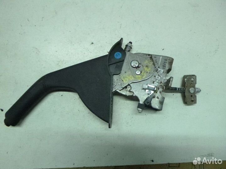 Рычаг стояночного тормоза KIA RIO 2017