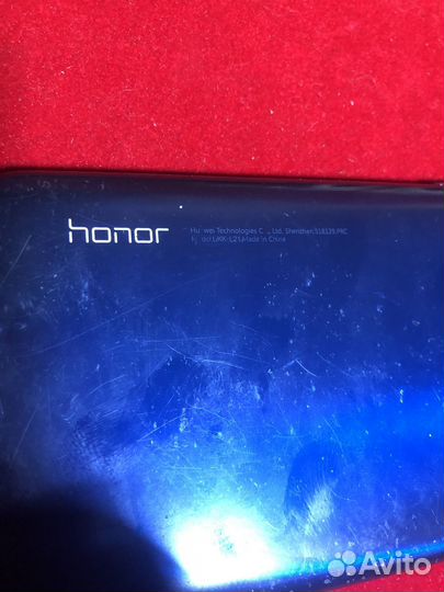 HONOR 8C, 4/32 ГБ