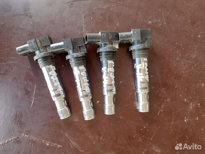 Катушка зажигания Фольксваген Гольф 5 Plus 1.4 16v