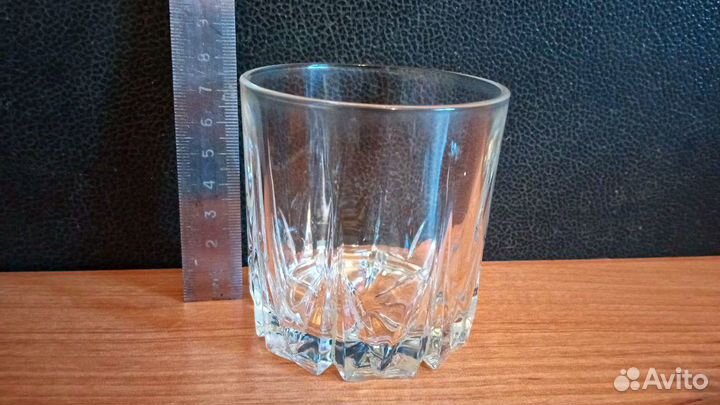 Бокалы стаканы стеклянные