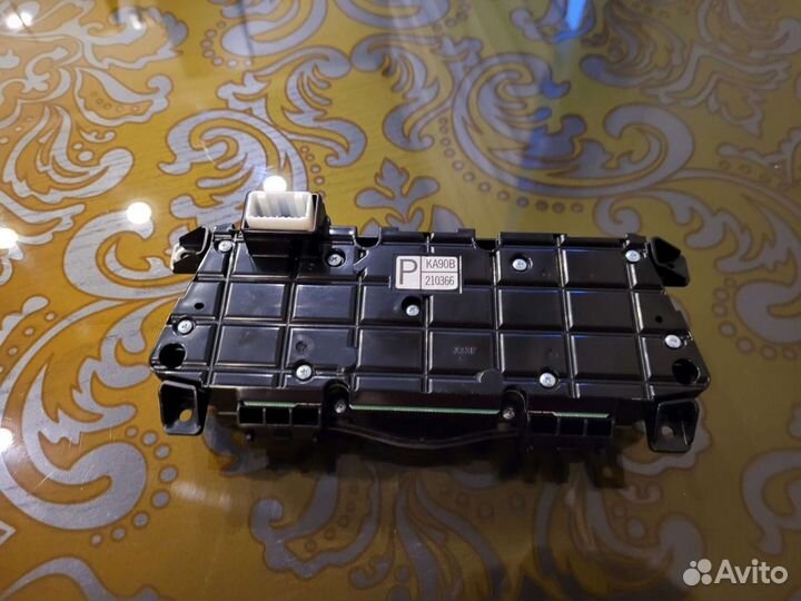 Блок управления дисплеем Nissan Teana J32