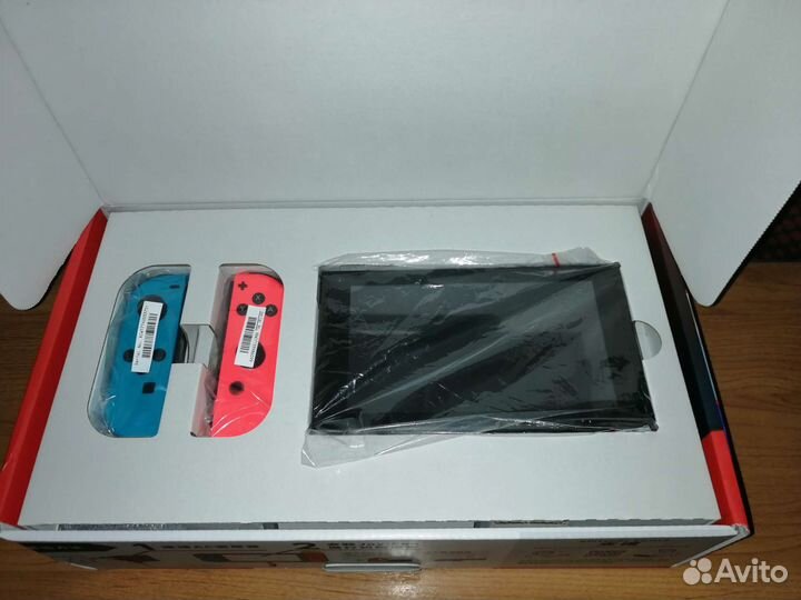 Игровая приставка Nintendo Switch +игры