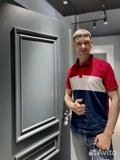 Дверь входная уличная