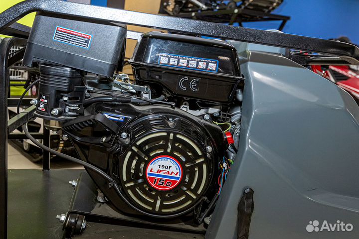 Мотобуксировщик Бурлак-М2 LFK 15 л.с. витринный