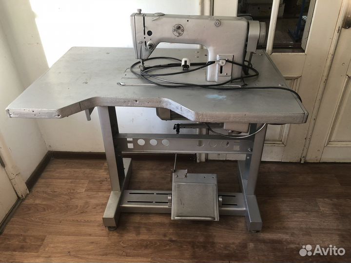 Швейная машина 1022м класса