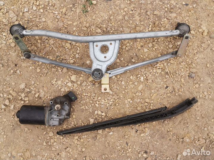 Трапеция, мотор, поводок Almera N16