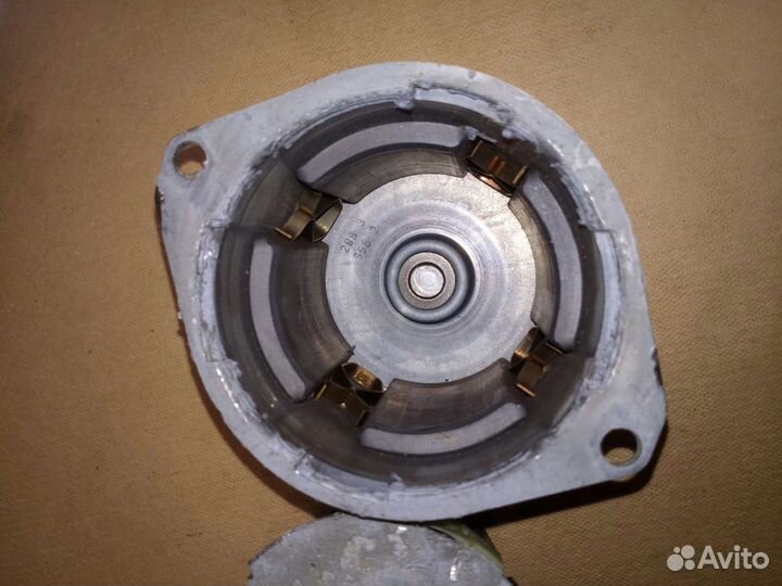 Мотор 8934-1 295 3 М1