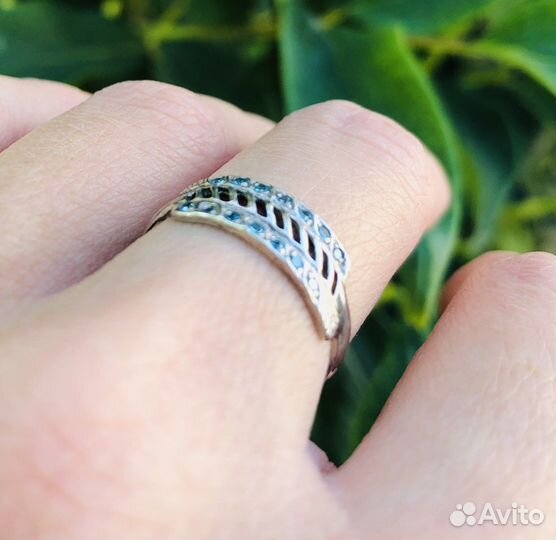 Серебряное кольцо