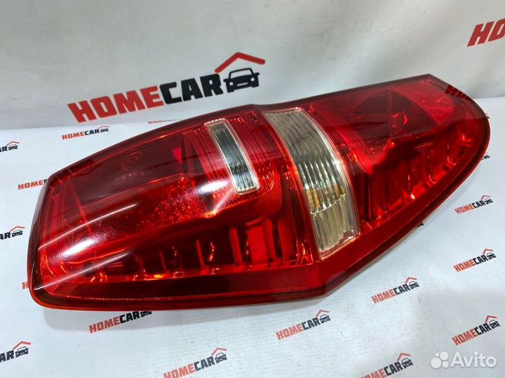 Фонарь задний левый Hyundai Grand Starex TQ